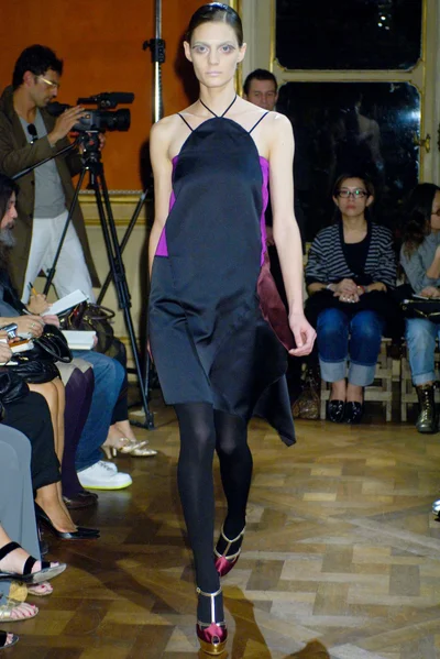 Look 25